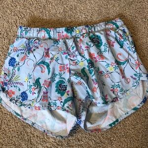 Old Navy active shorts